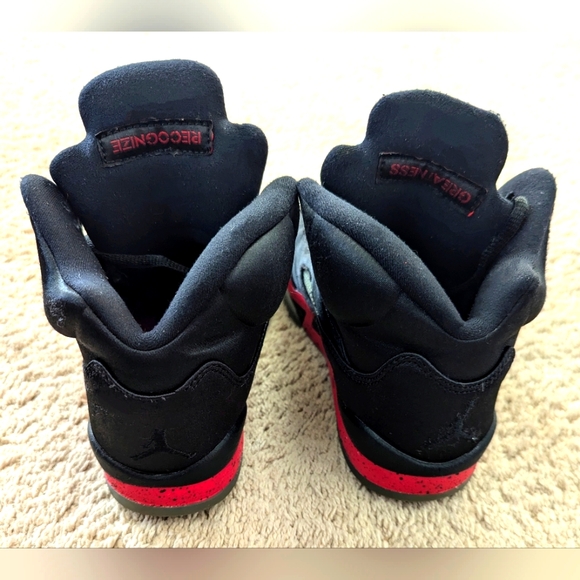 Air Jordan 4 "Bred" Satin - Picture 3 of 7